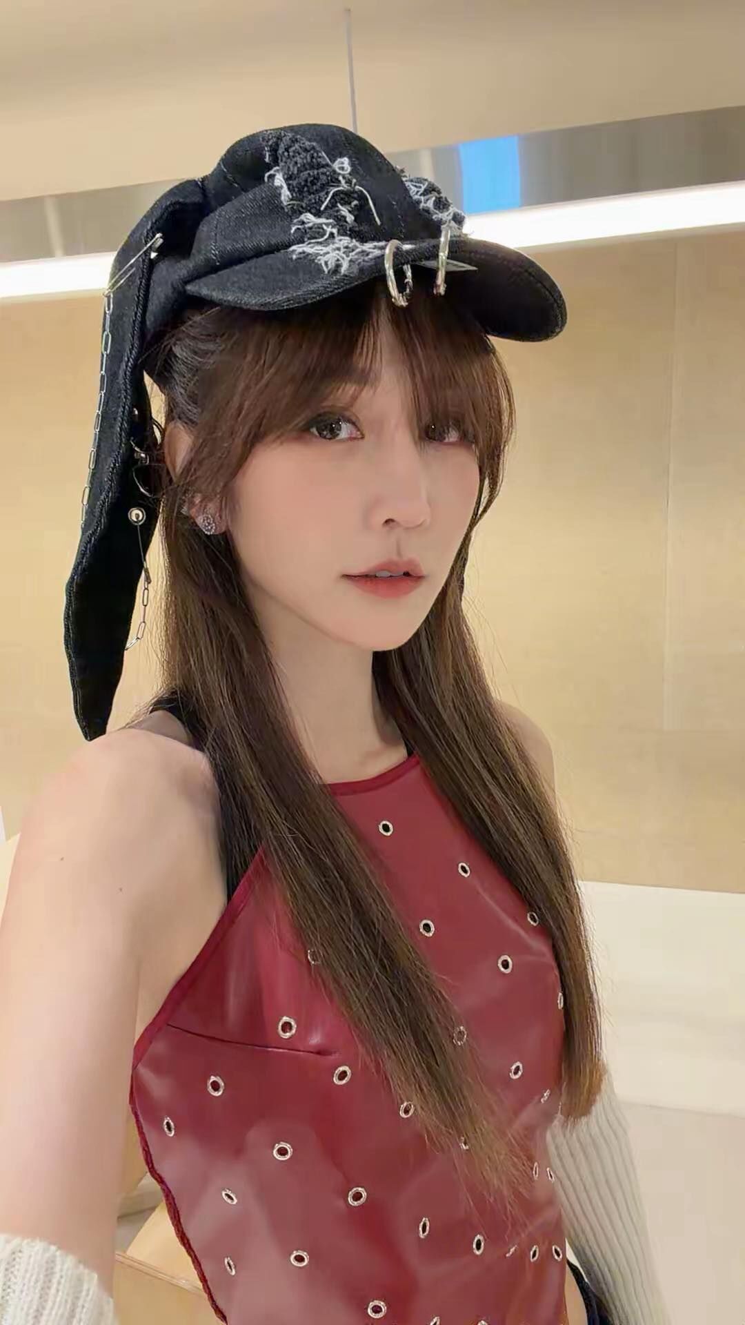 ▲▼曾莞婷保養品牌年收千萬爆收攤！親回停售真相。（圖／翻攝自Facebook／曾莞婷）