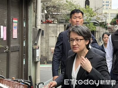 赴義光教會追思　蕭美琴：守護台灣不要再受到黑暗的傷害