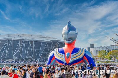 要再見了!冬日遊樂園超人力霸王3/1閉幕 2時代英雄合體