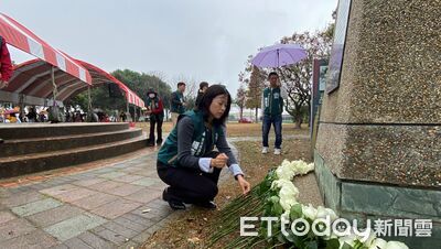 獻花默哀悼英魂　雲林各界齊聚紀念228