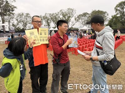 火舞閃耀左鎮夜空！南消進校園宣導　把防災觀念一起點亮