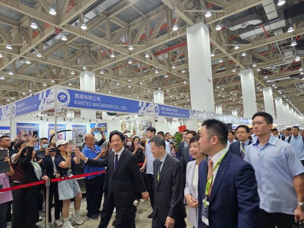 ▲去年10月台中國際會展中心試營運期間首場展覽是台灣國際五金工具博覽會，總統賴清德出席揭幕典禮。（圖／貿協提供）