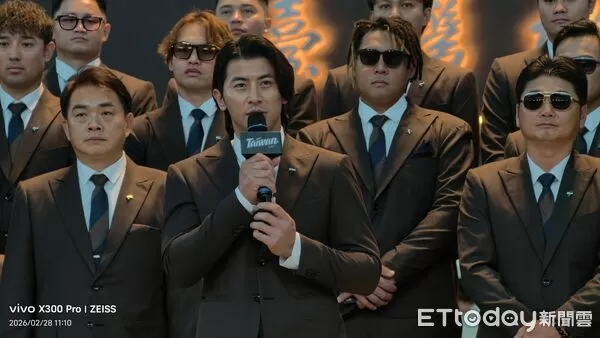 ▲經典賽中華隊送機，隊長陳傑憲受訪。（圖／記者林敬旻攝）