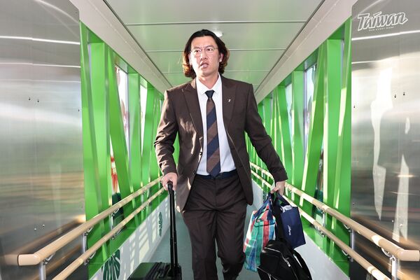 ▲▼中華隊抵達宮崎。（圖／中職提供）