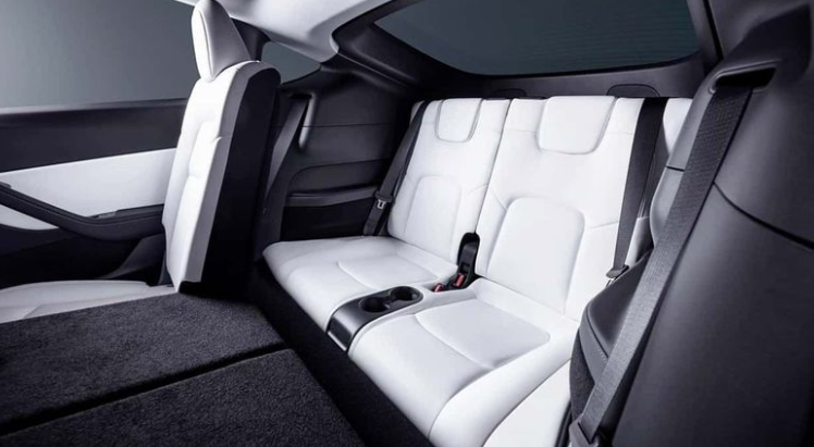 ▲Model Y於歐洲推出選配7人座的Model Y。（圖／翻攝自特斯拉）