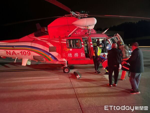 ▲空勤總隊將提升夜間後送救護量能，因應日益增加的離島就醫需求。（圖／記者張君豪翻攝）