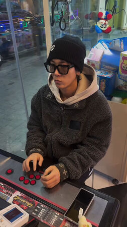 ▲▼李洪基瘦回出道巔峰期！減14kg變一個人　粉絲驚呼：偶像等級帥顏。（圖／翻攝自李洪基IG）