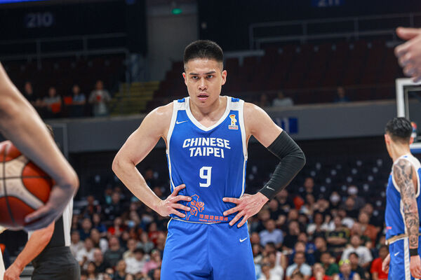 ▲中華男籃劉錚、陳盈駿、總教練圖齊。（圖／籃球協會提供）