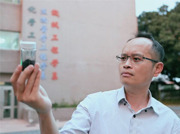 攻堅全固態電池!中原大學教授劉偉仁 榮獲國科會傑出研究獎