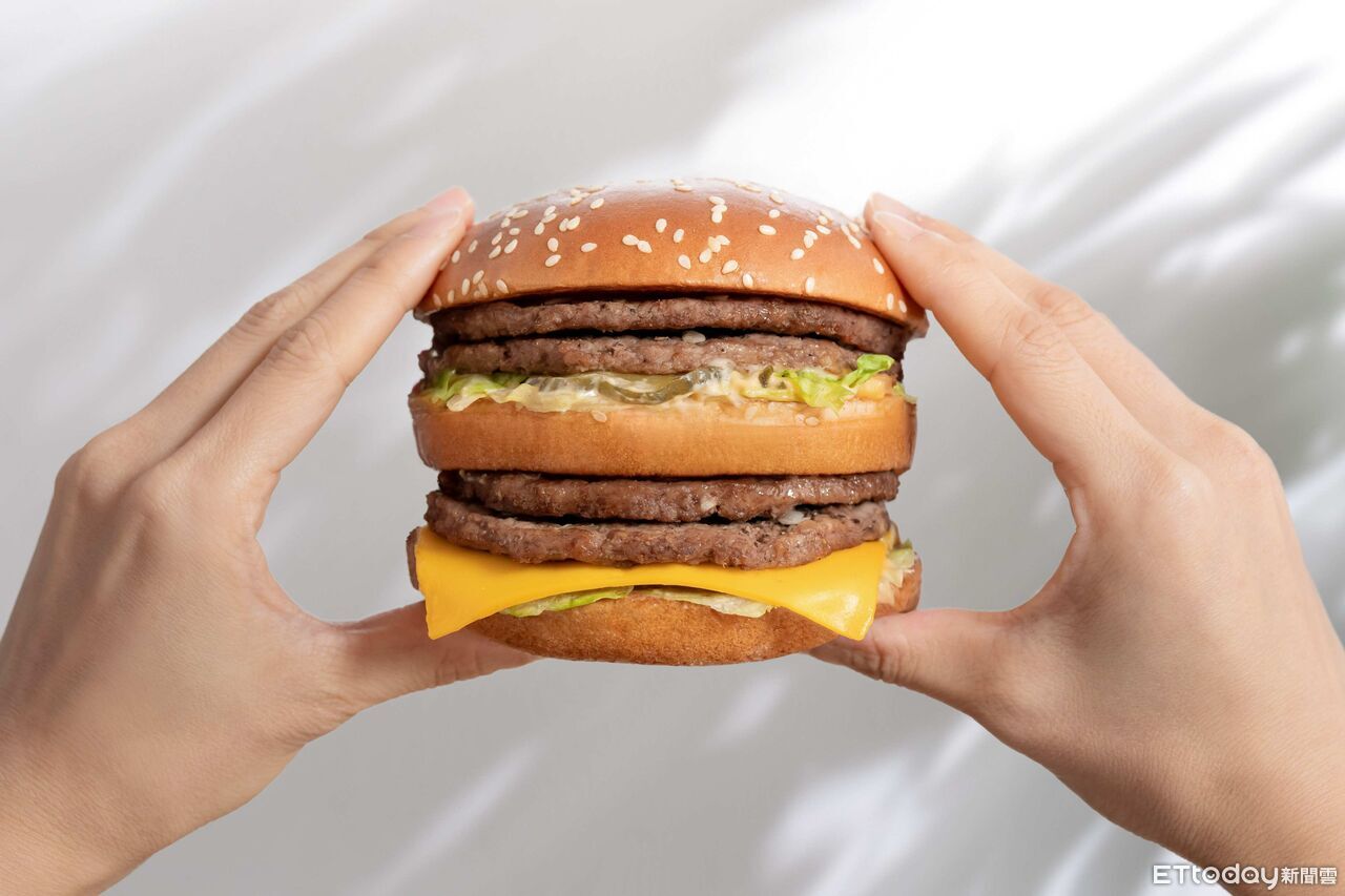 麥當勞「無敵大麥克」限時回歸 門市組隊「唱歌」免費吃