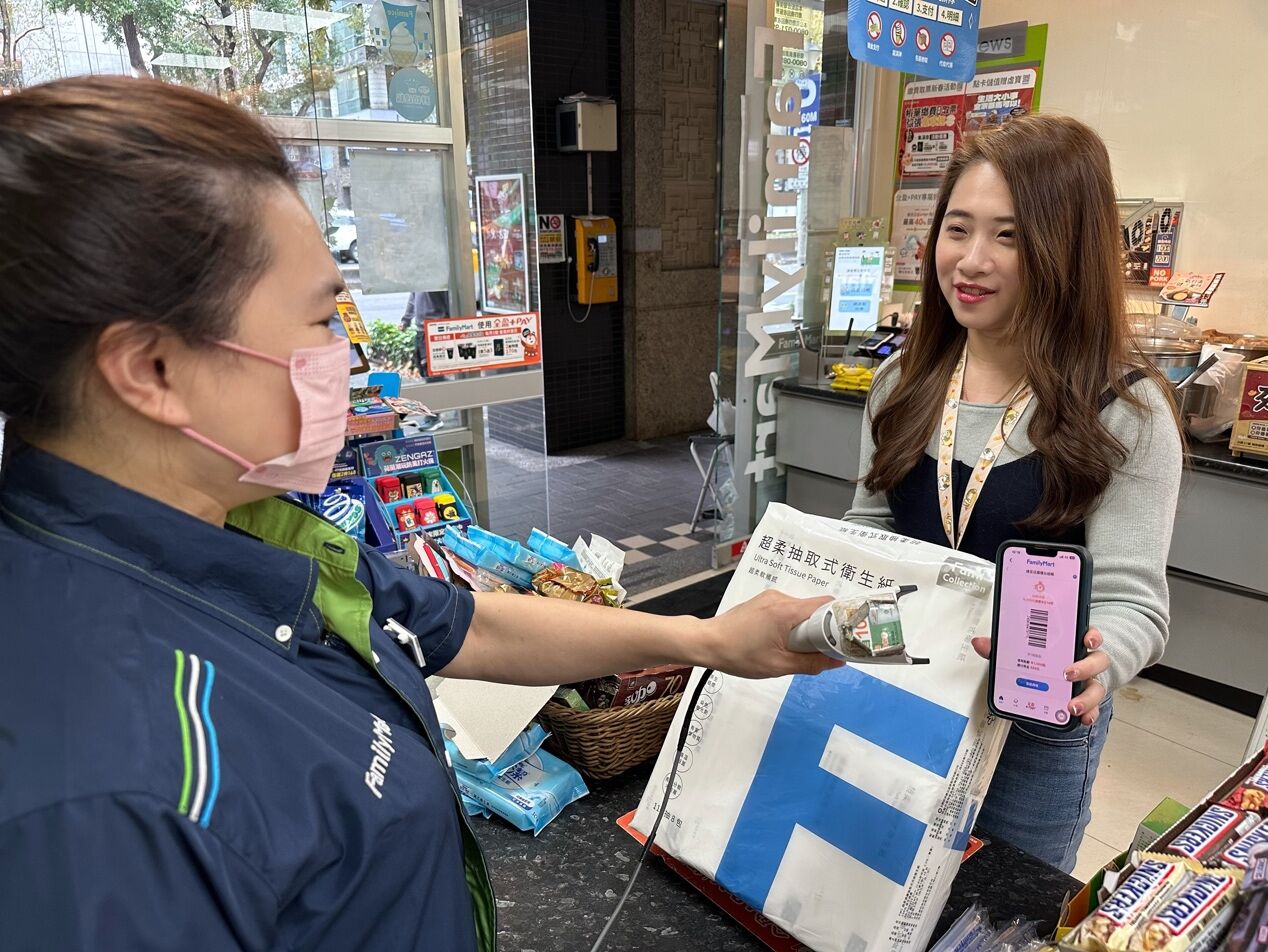 ▲▼全家,點數,兌換,早餐,禮盒,過期。（圖／全家便利商店提供）