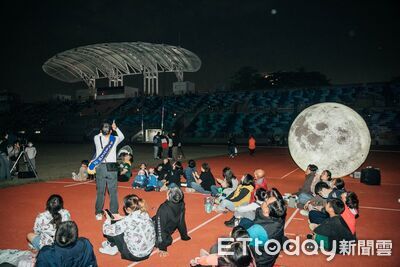 元宵「紅月伴花燈」　2026屏東追星季3/3五地連線直播