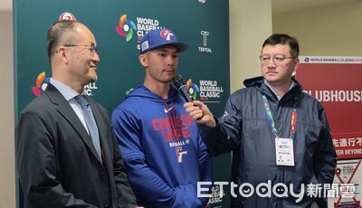 林家正指地圖帶他認識台灣　費爾柴德：從沒想過這麼受歡迎