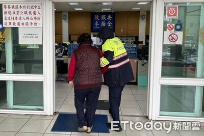 81歲媽遇「假補助」遭騙200萬　兒苦勸不聽被帶往警所斷金流