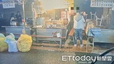 基隆廟口凌晨爆衝突！情侶吃宵夜遭醉女潑熱粥　滿身白粥怒告