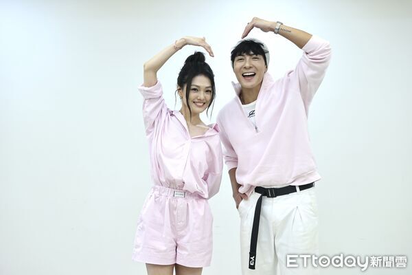 ▲▼ 「蜜雪薇琪」蜜雪出席公益活動, 蜜雪,江耀崙      。（圖／記者徐文彬攝）