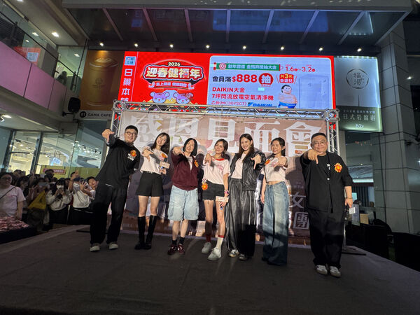 ▲《陽光女子合唱團》南下高雄、台中見粉絲。（圖／壹壹喜喜提供）