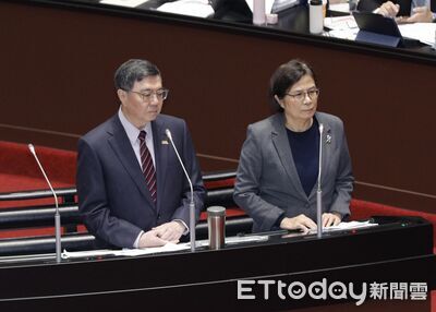 快訊／楊珍妮涉霸凌案　卓榮泰今約談7／1起停止政務委員職務