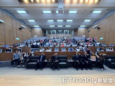 南投縣政府人事處長李政憲37年公務生涯謝幕　陳嘉祥接任履新