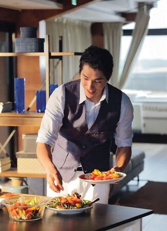 辦桌掌鍋勺／獨家！赴澳日辦桌錄節目　藍正龍綜藝圈找到活路