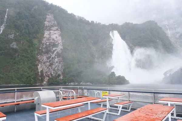 ▲▼米爾福德峽灣。（圖／部落客飛天璇的口袋授權提供）