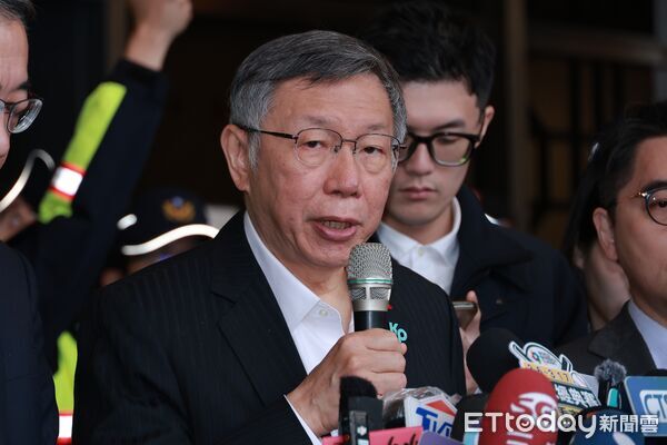 ▲▼柯文哲聲請評鑑林俊言，鄭深元，柯文哲。（圖／記者周宸亘攝）