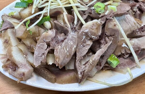 ▲▼新埔菜市場麵攤。（圖／部落客小虎食夢網授權提供）