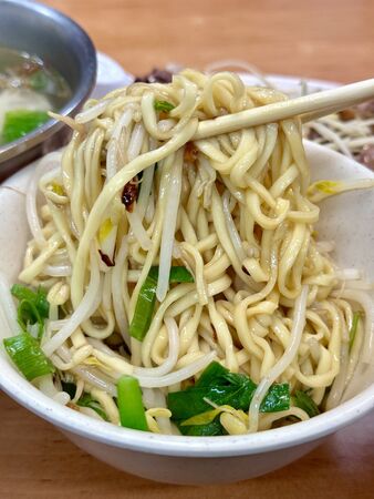 ▲▼新埔菜市場麵攤。（圖／部落客小虎食夢網授權提供）