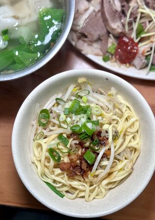 ▲▼新埔菜市場麵攤。（圖／部落客小虎食夢網授權提供）