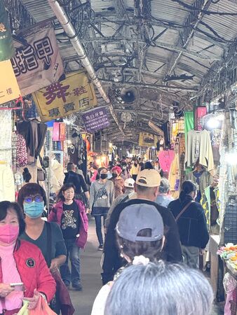 ▲▼新埔菜市場麵攤。（圖／部落客小虎食夢網授權提供）