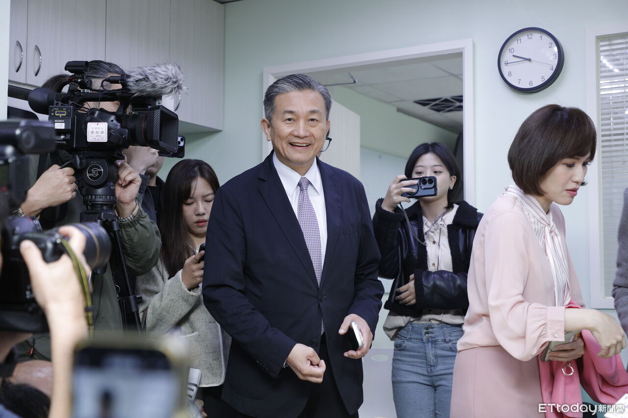 Cheap酸:王定宇從月租8000房客到入住別人豪宅 簡直人生勝利組