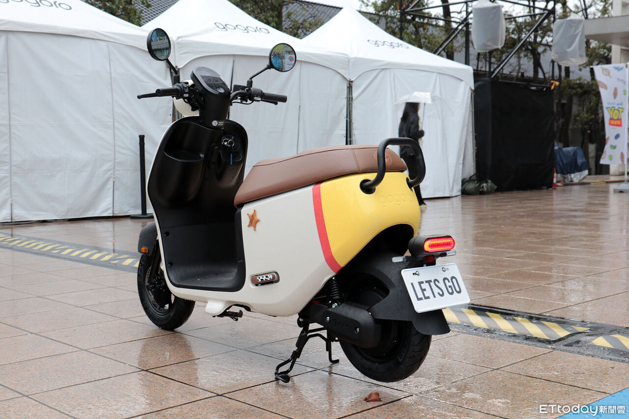 ▲74980元！Gogoro「玩具總動員聯名車」亮相　巴斯光年＆翠絲上身。（圖／記者張慶輝攝）