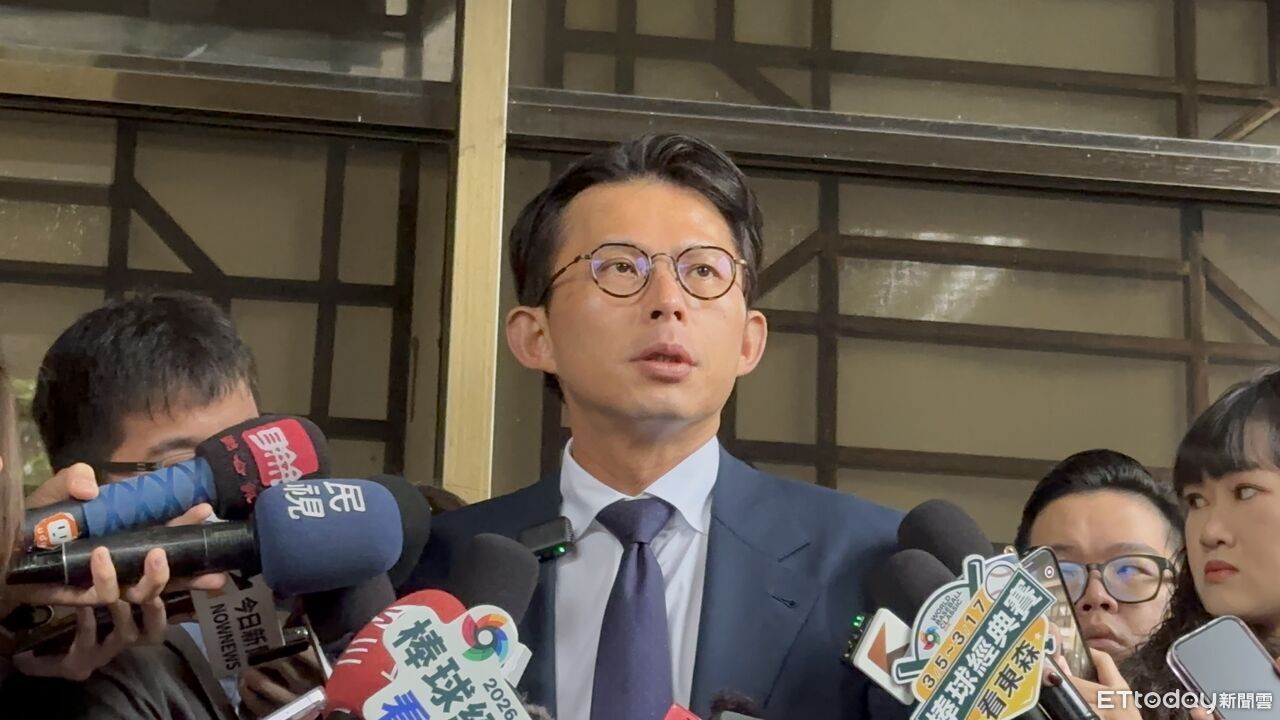 不只被控變造偵訊錄音! 黃國昌「賴清德12貪腐護法」也挨告