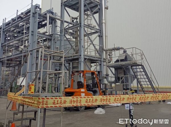 ▲高雄大發工業區發生工安意外。（圖／記者許宥孺翻攝）