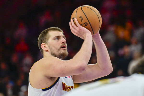 ▲金塊莫瑞、約基奇。（圖／路透）