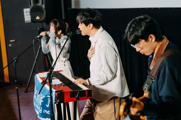 ▲新型態文化展演空間CLASSROOM開幕，將過去公館的「東南亞戲院」空間再造，開啟更多跨界與創新的機會。（圖／瀚草文創提供）