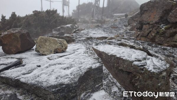 玉山0304下雪。（圖／氣象署）