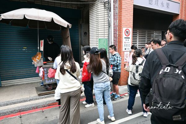 ▲▼迪化街純正麥芽餅。（圖／部落客水晶安蹄不務正業過生活授權提供）