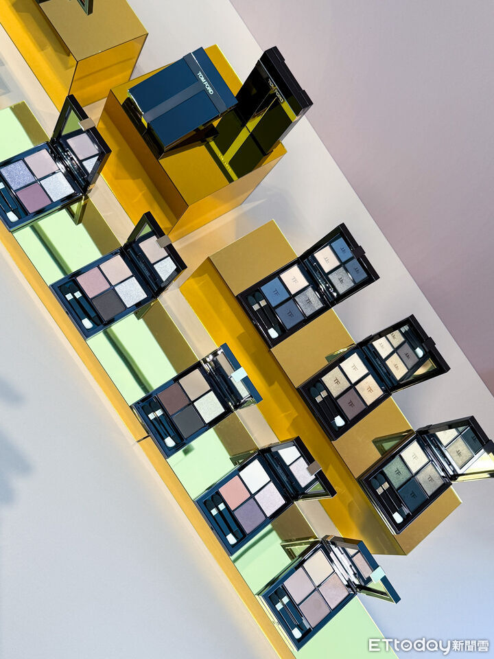 TOM FORD,DIOR,眼影,彩妝,時尚,眼影盤,。（圖／記者李薇攝）