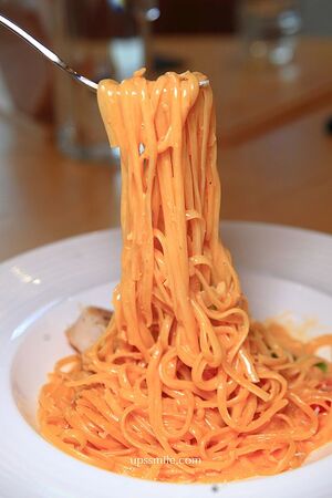 ▲▼萃99&rsquo;Caffee新農旗艦店。（圖／部落客UPSSMILE向上的微笑萍子 旅食設影授權提供）