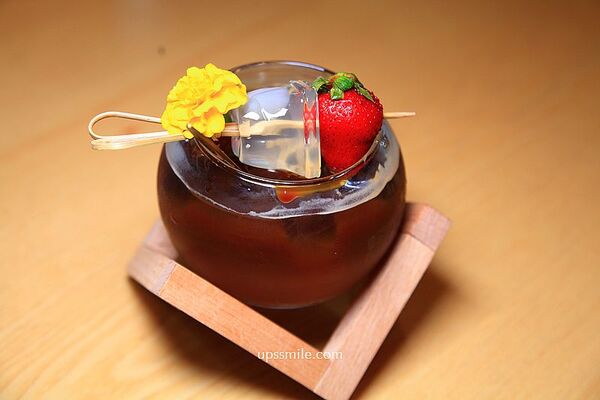 ▲▼萃99&rsquo;Caffee新農旗艦店。（圖／部落客UPSSMILE向上的微笑萍子 旅食設影授權提供）