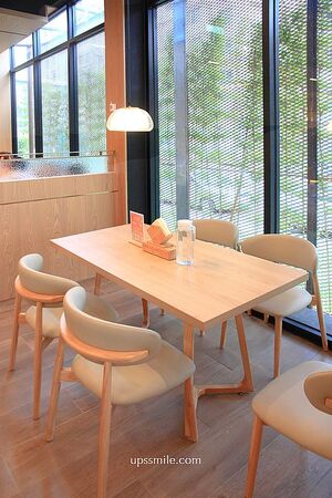 ▲▼萃99&rsquo;Caffee新農旗艦店。（圖／部落客UPSSMILE向上的微笑萍子 旅食設影授權提供）