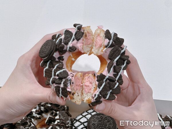 ▲▼Krispy Kreme攜手OREO推出4款限定甜甜圈 。（圖／記者蕭筠攝）