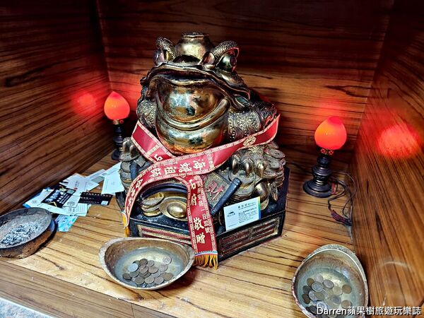 ▲▼石碇元寶山仙石府。（圖／部落客Darren蘋果樹旅遊玩樂誌授權提供）