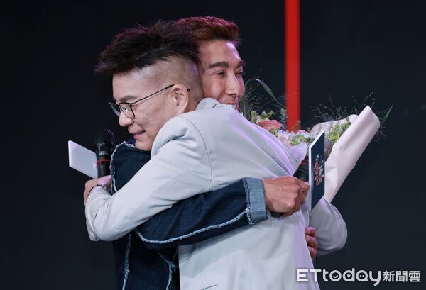 潘若迪念經7個月迴向給沈玉琳！　陪伴走過低潮「現身淚擁好友」