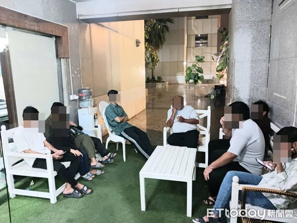 ▲台旅客受困卡達。（圖／吳先生授權提供）