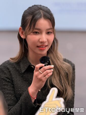 ▲采子、涂善存、林瑄、黃禮豐、邱昊奇出席《再不拍就來不及了！》上檔記者會。（圖／記者姜國輝攝）