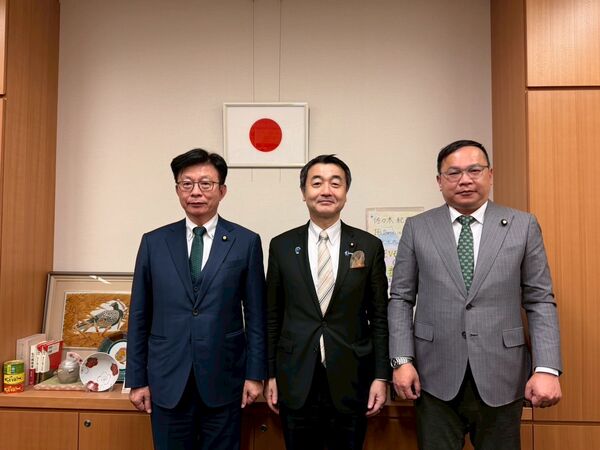 ▲▼民進黨立委郭國文、王義川訪日。（圖／郭國文國會辦公室提供）