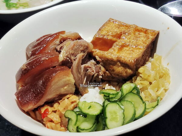 ▲▼西門麵店銷魂豬腳飯。（圖／部落客WISELY&rsquo;s 拍拍照寫寫字授權提供）
