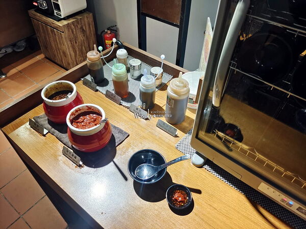 ▲▼西門麵店銷魂豬腳飯。（圖／部落客WISELY&rsquo;s 拍拍照寫寫字授權提供）